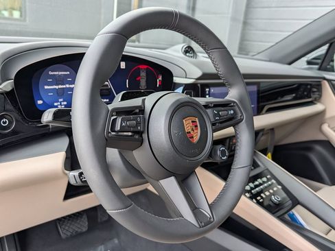 New 2026 Porsche Macan Electric RWD image 14