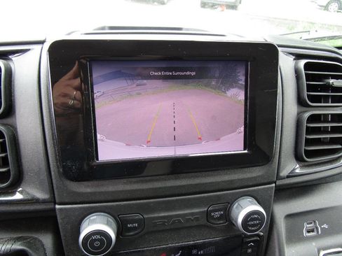 Used 2025 RAM ProMaster 3500 w/ Convenience Group FWD image 11
