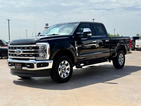 Used 2024 Ford F250 Lariat w/ Chrome Package AWD/4WD image 4