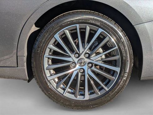 Used 2025 Lexus ES 350 w/ Premium Package image 23