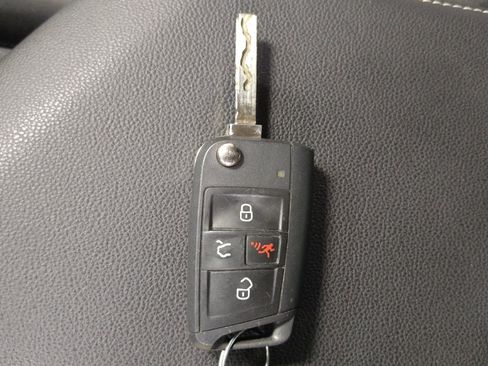 Used 2023 Volkswagen Jetta S FWD image 32