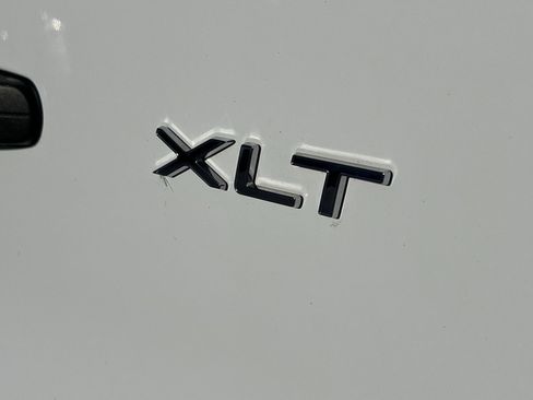 Used 2022 Ford Transit 350 XLT image 29