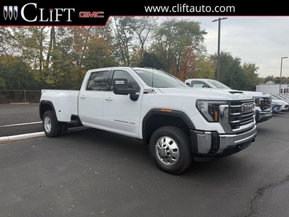 New 2026 GMC Sierra 3500 SLE w/ SLE Value Package