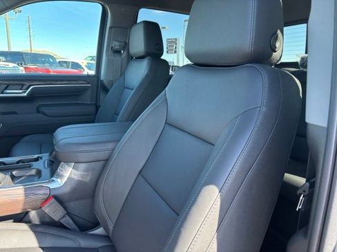 New 2026 GMC Sierra 1500 SLT AWD/4WD image 11