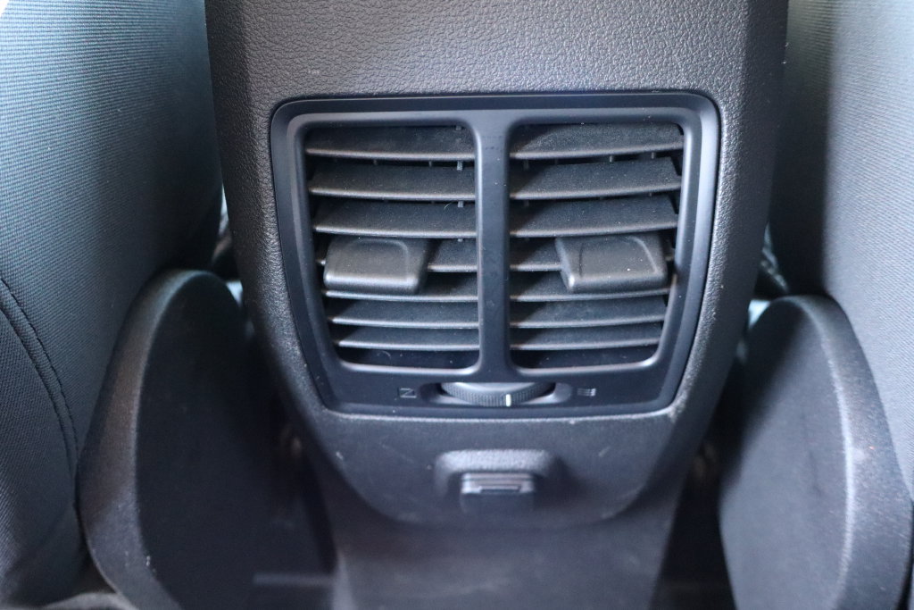 Used 2019 Ford Escape SE FWD image 31