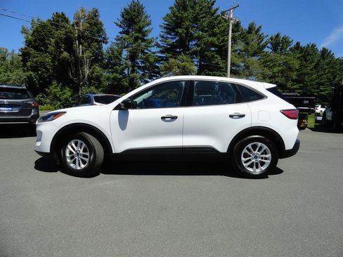 Certified 2022 Ford Escape S image 8