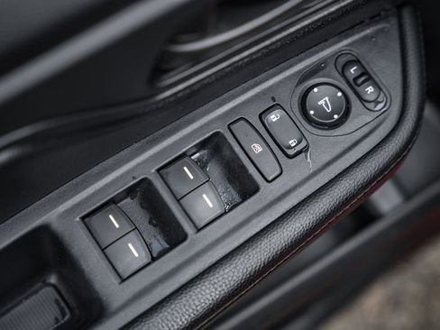 Used 2023 Honda Odyssey Sport image 37