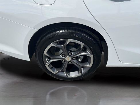 Used 2024 Chevrolet Malibu LT FWD image 21