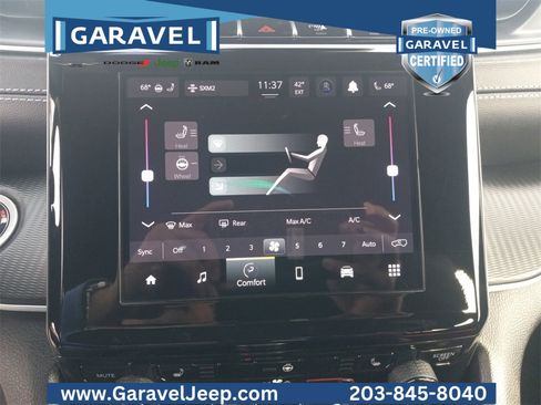 Used 2025 Jeep Grand Cherokee Altitude image 17