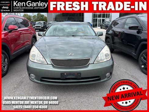 Used 2005 Lexus ES 330 FWD image 3