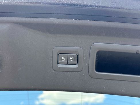 Certified 2025 MAZDA CX-90 3.3 Turbo w/ Preferred Package image 12