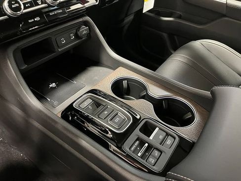 New 2026 Honda Pilot Elite image 13