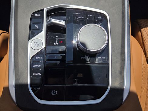 Used 2024 BMW X5 sDrive40i w/ M Sport Package RWD image 24