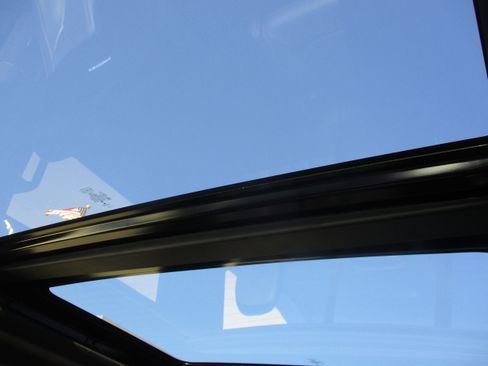 Used 2020 Ford F250 Platinum w/ FX4 Off-Road Package image 40