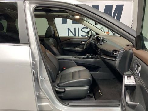 Certified 2023 Nissan Rogue SV w/ SV Premium B Package image 30