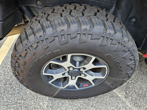 Used 2020 Jeep Wrangler Unlimited Rubicon AWD/4WD image 11