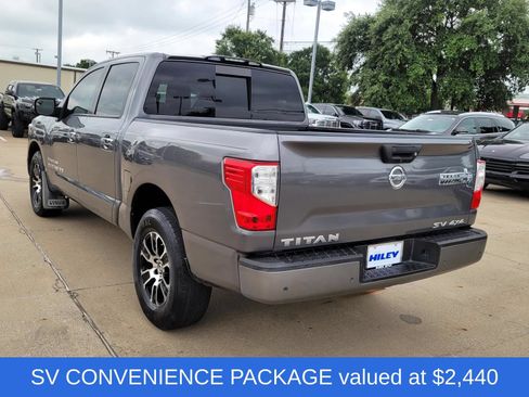 Used 2020 Nissan Titan SV w/ SV Convenience Package AWD/4WD image 3