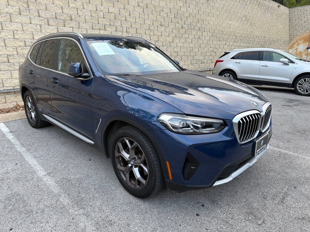 Certified 2023 BMW X3 sDrive30i w/ Premium Package w/ZPA RWD image 4