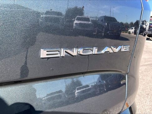 Used 2019 Buick Enclave Essence image 8