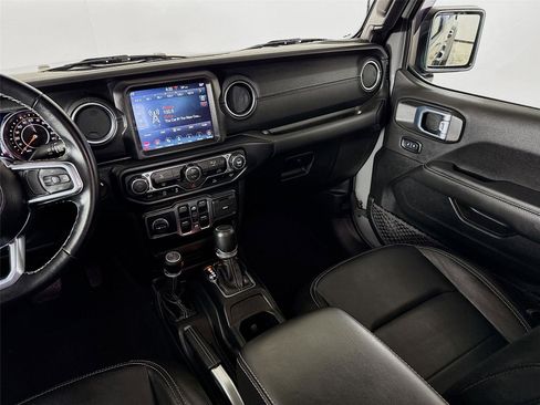 Used 2021 Jeep Gladiator Overland w/ Popular Equipment Package image 22