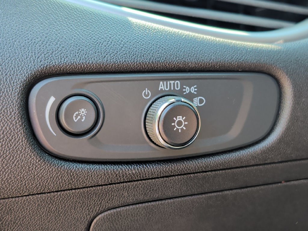 Used 2024 Chevrolet Malibu LT FWD image 14