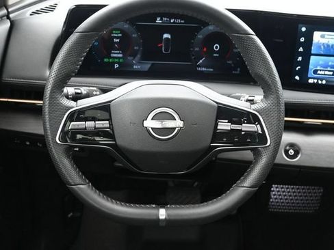 Used 2023 Nissan Ariya AWD image 24
