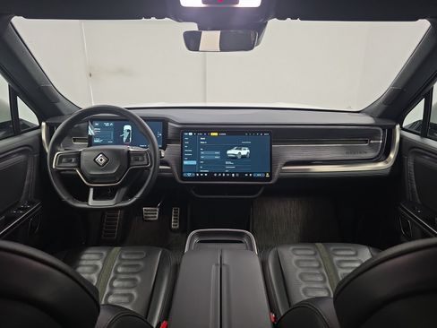 Used 2024 Rivian R1S Adventure AWD/4WD image 27