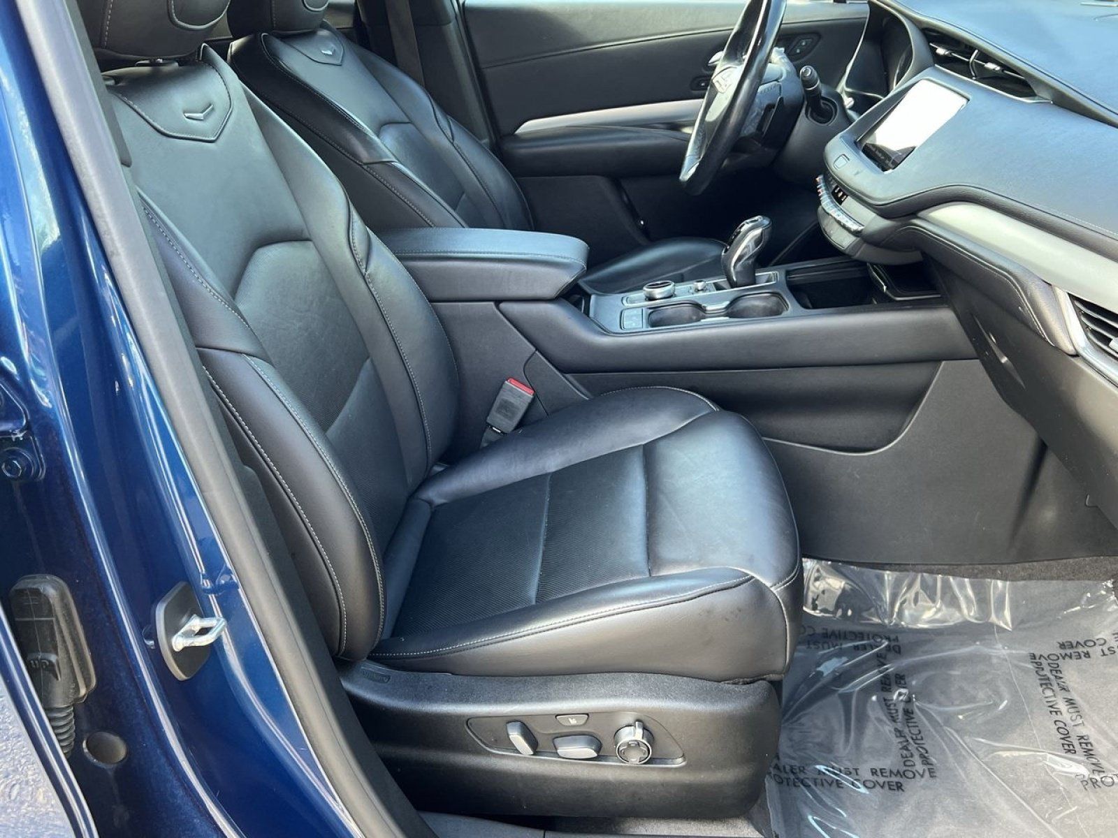 Used 2019 Cadillac XT4 Premium Luxury AWD/4WD image 26