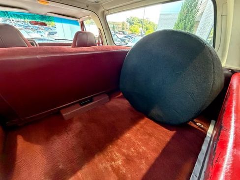Used 1987 Chevrolet Blazer 4WD image 34