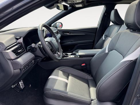 New 2026 Toyota Camry SE AWD/4WD image 12