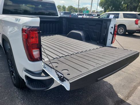 Used 2026 GMC Sierra 1500 Elevation AWD/4WD image 8