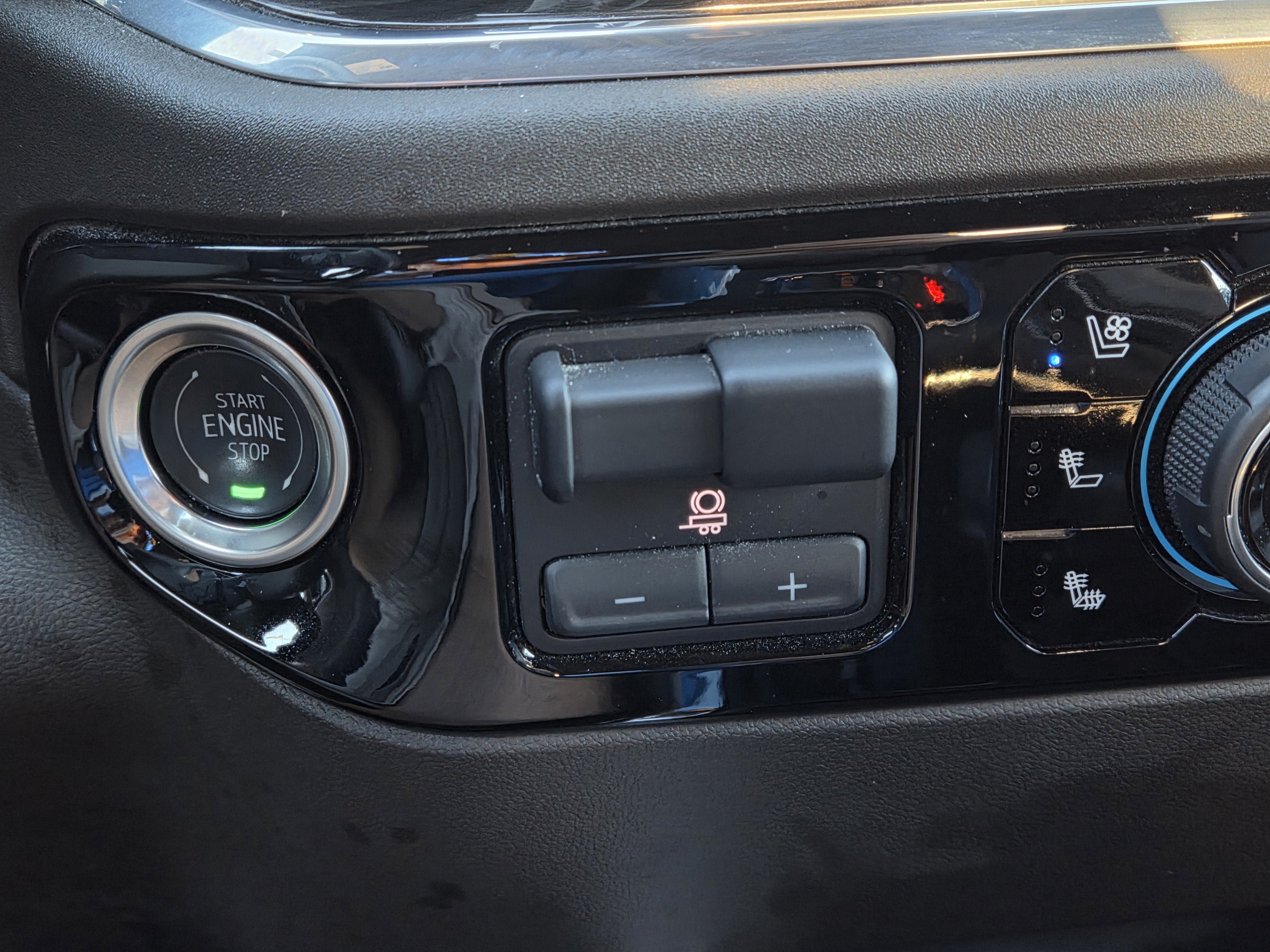 Used 2024 Chevrolet Silverado 1500 LTZ w/ LTZ Premium Texas Edition AWD/4WD image 19