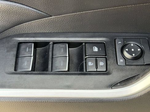 Used 2025 Toyota RAV4 XLE Premium w/ Weather Package AWD/4WD image 23