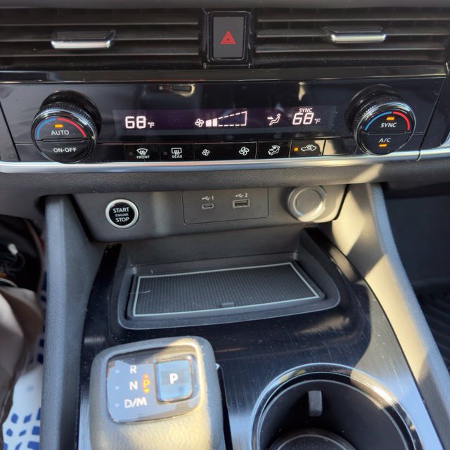 Used 2021 Nissan Rogue SV AWD/4WD image 21