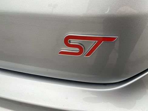 Used 2022 Ford Edge ST image 8