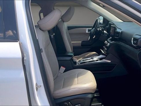 Used 2020 Ford Explorer Limited AWD/4WD image 7