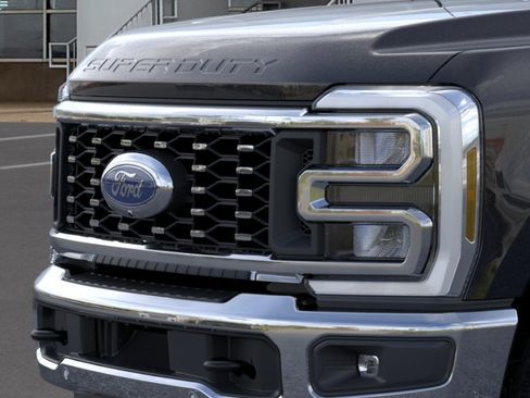 New 2026 Ford F350 King Ranch w/ Chrome Package AWD/4WD image 17