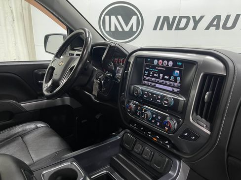 Used 2017 Chevrolet Silverado 1500 LTZ Z71 w/ LTZ Plus Package AWD/4WD image 19