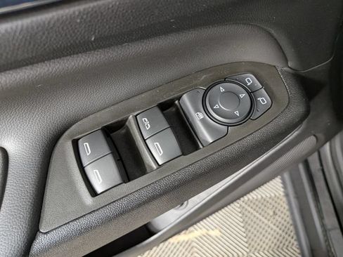 Used 2024 Chevrolet Equinox LT w/ LPO, Floor Liner Package FWD image 12