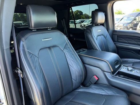 Used 2022 Ford Expedition Platinum AWD/4WD image 22