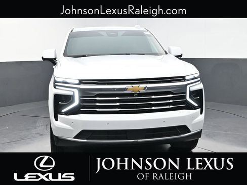 Used 2026 Chevrolet Tahoe LT RWD image 4