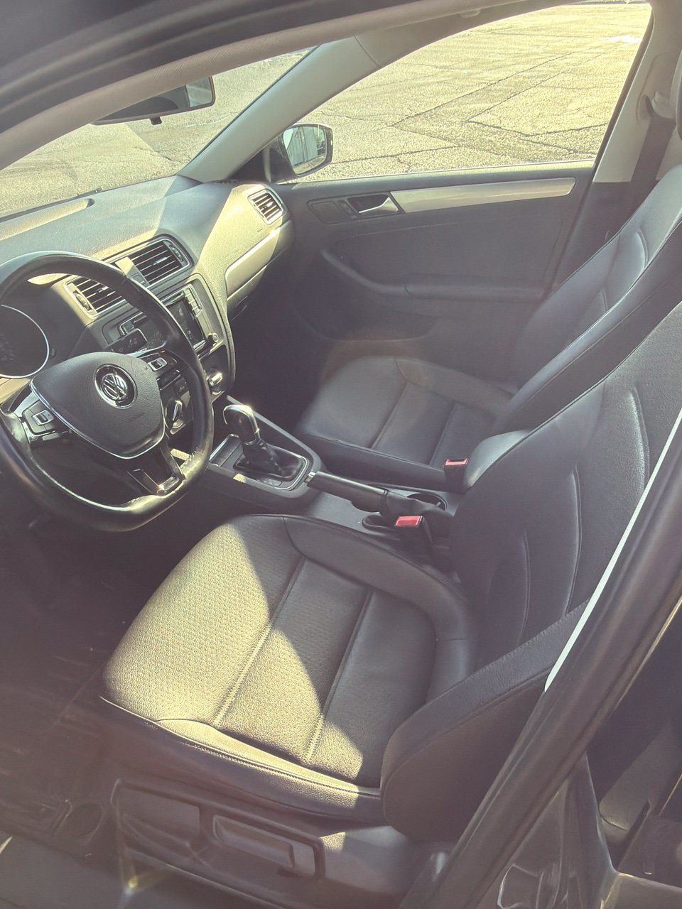 Used 2017 Volkswagen Jetta SE FWD image 7