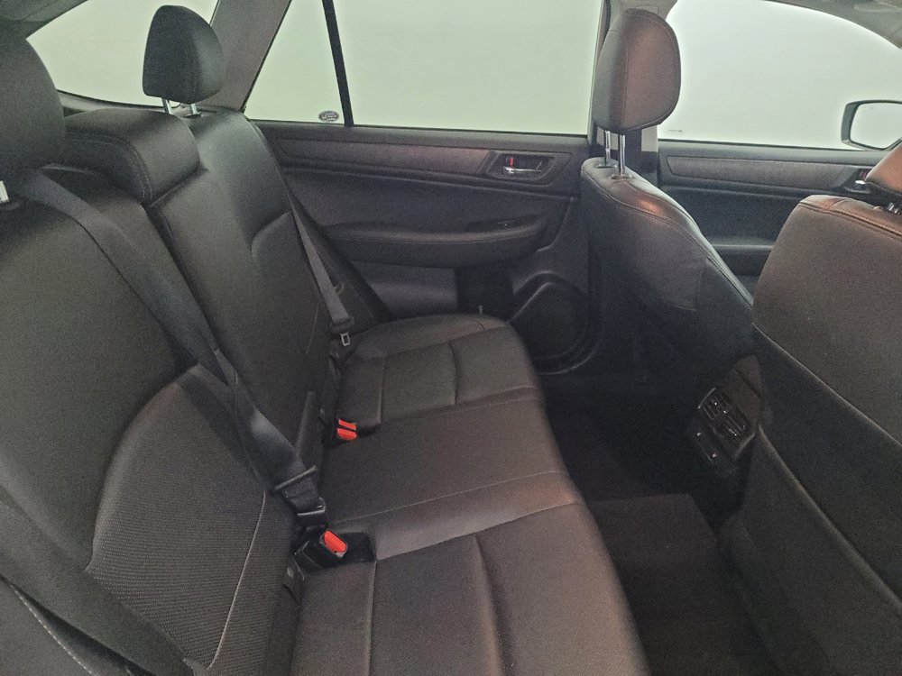 Used 2017 Subaru Outback 2.5i Limited AWD/4WD image 19