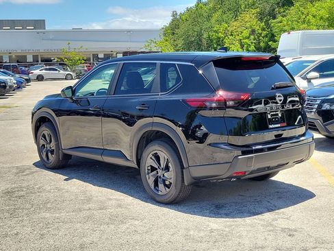 New 2026 Nissan Rogue SV FWD image 5