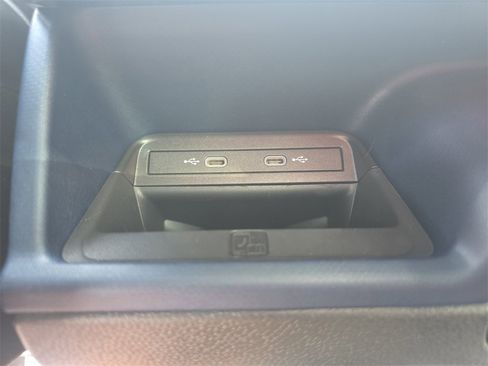 New 2025 Volkswagen ID. Buzz Pro S Plus image 26