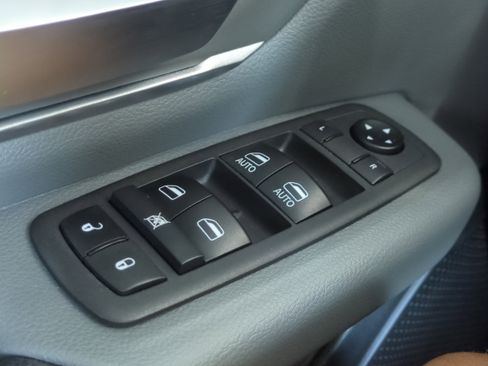 Certified 2021 RAM 1500 Big Horn image 23