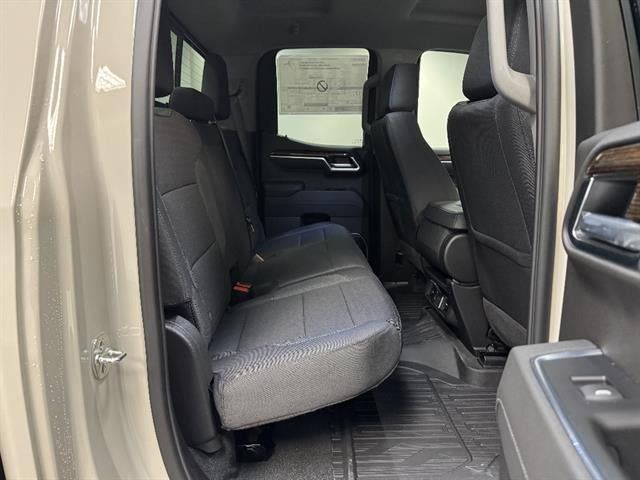 New 2026 GMC Sierra 1500 SLE w/ Preferred Package AWD/4WD image 13