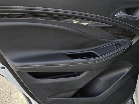 Used 2017 Buick Envision Premium image 13