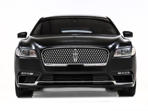 Used 2019 Lincoln Continental Reserve image 8