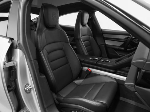 Used 2023 Porsche Taycan image 23